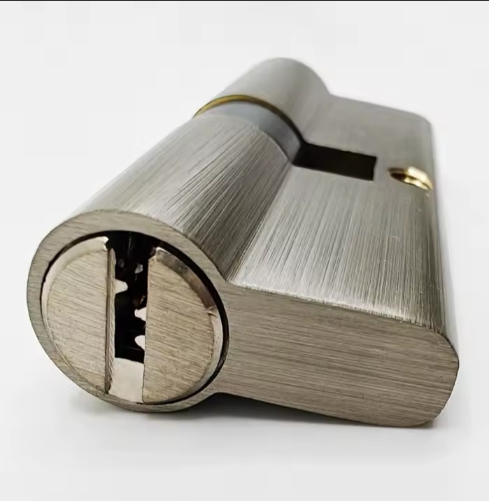 European Standard Lock Cylinder Door