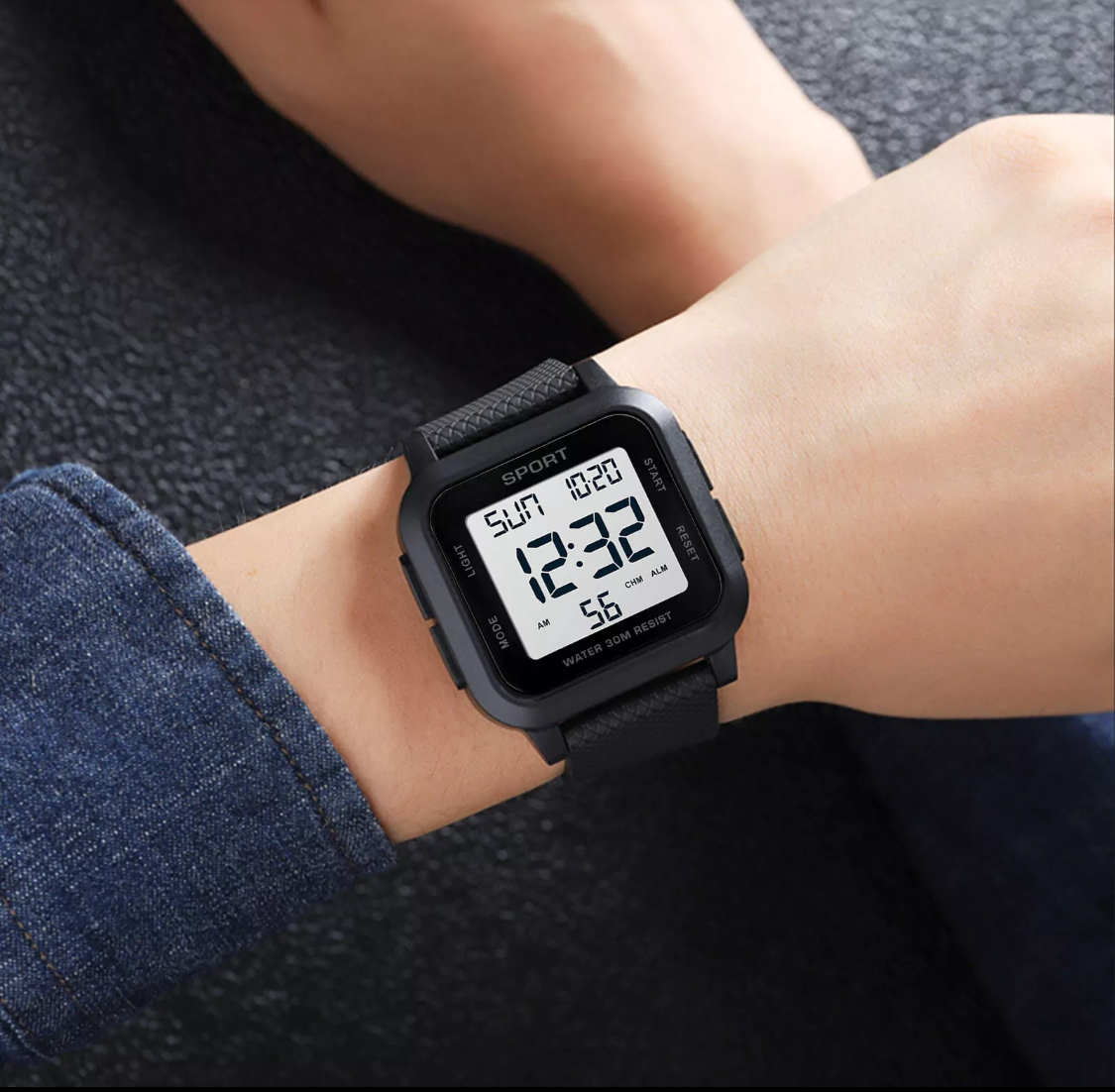 Men’s Fashion Sports Wristwatch